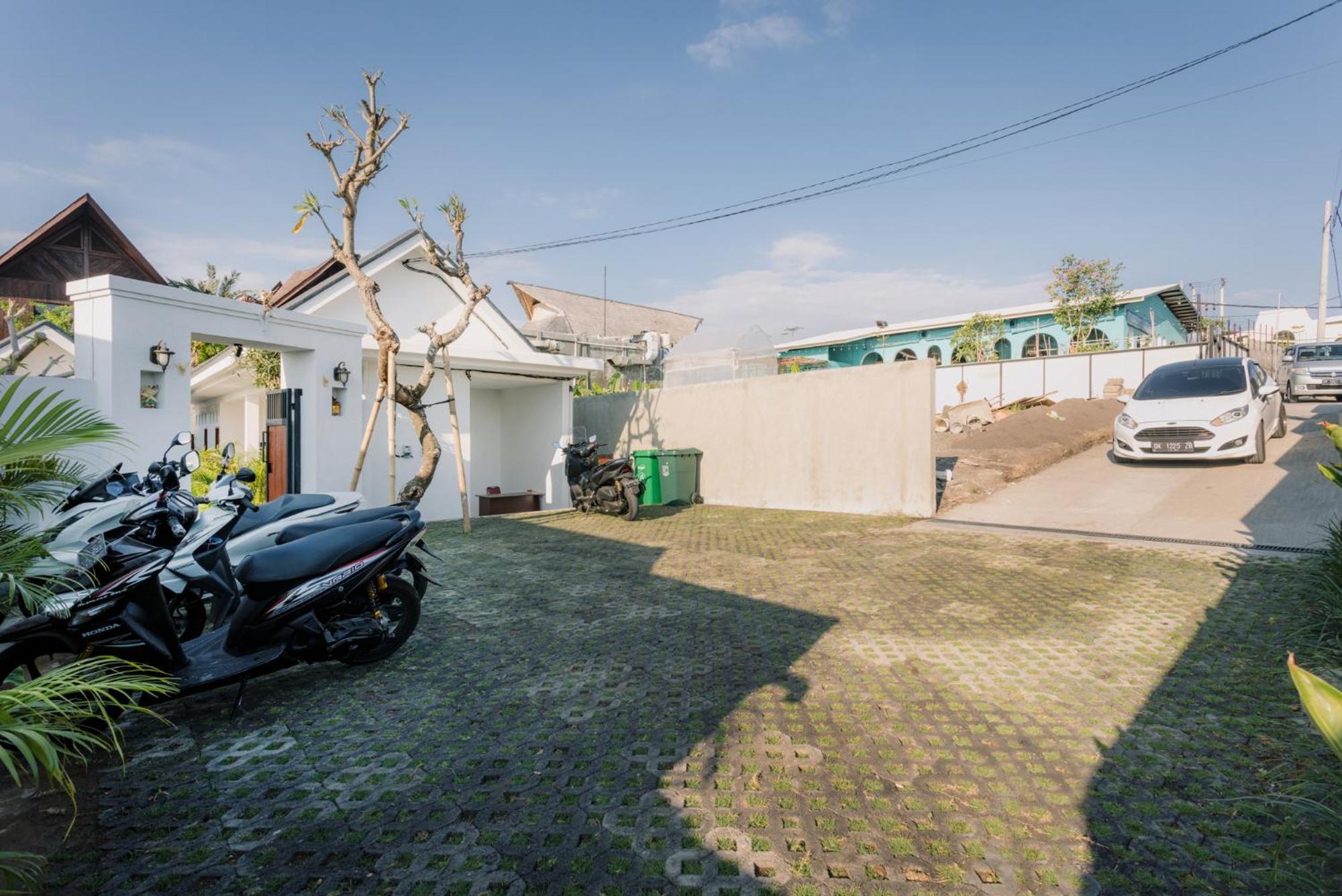 Sari Uma Canggu By Hospitality Bali Екстериор снимка